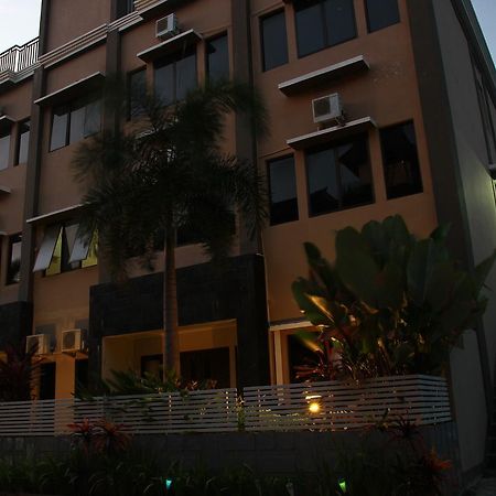 Puri Senggigi Hotel Mangsit Eksteriør billede