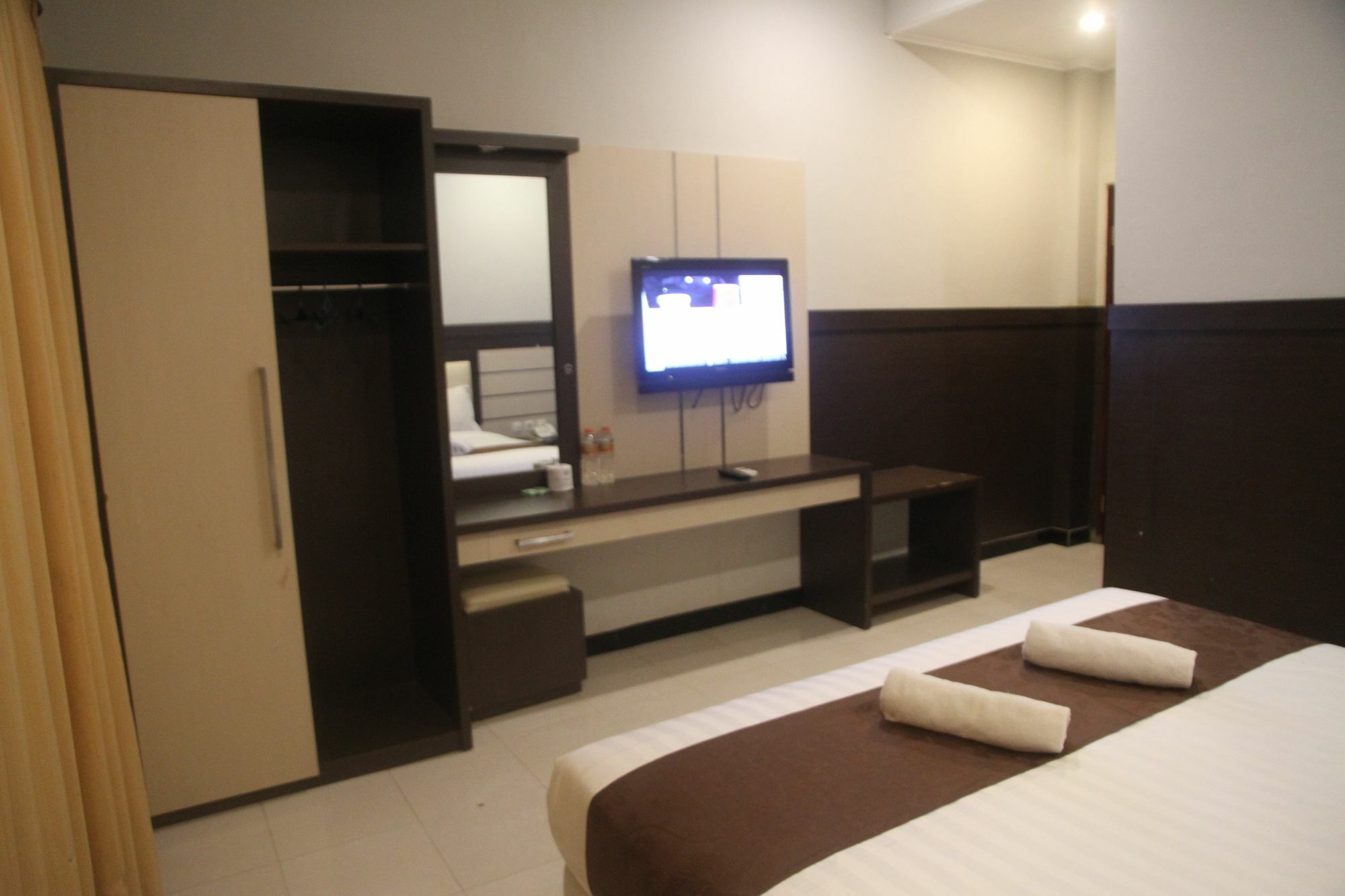 Puri Senggigi Hotel Mangsit Eksteriør billede